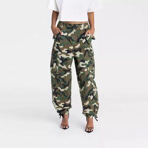 KBB by Kahlana The Cargo Jogger Mid Rise Straight Leg Classic Camo Pants